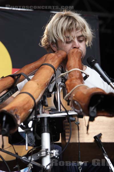 XAVIER RUDD - 2006-08-26 - SAINT CLOUD - Domaine National - Scene de la Cascade - 